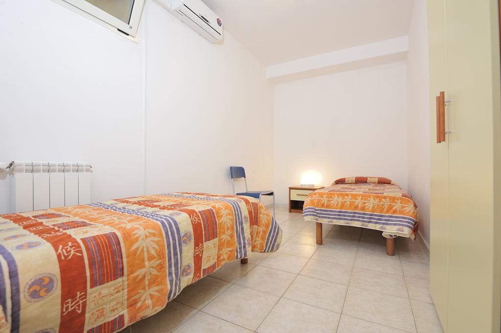 Aparthotel Arbatax Le Terrazze Sul Mare Pokoj fotografie